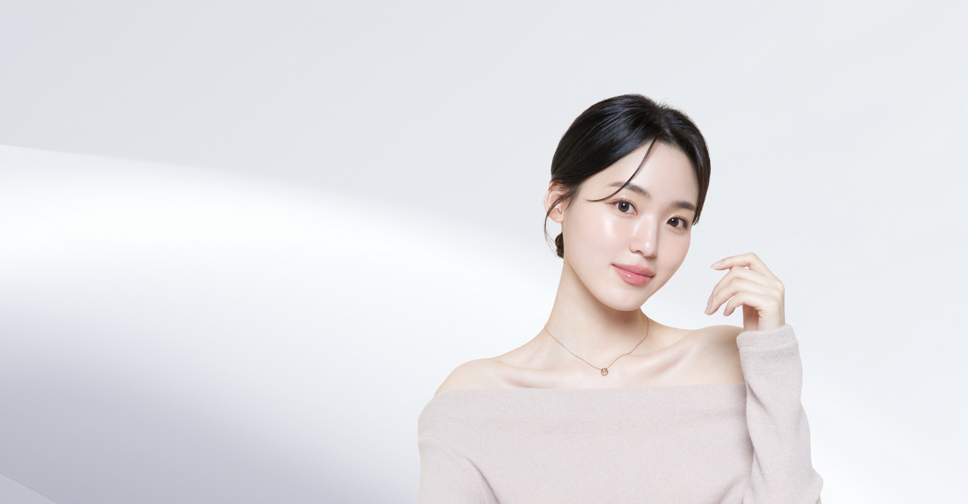 리엔장 리니어지 메인 비주얼 - 피부층 맞춤 디자인 리프팅